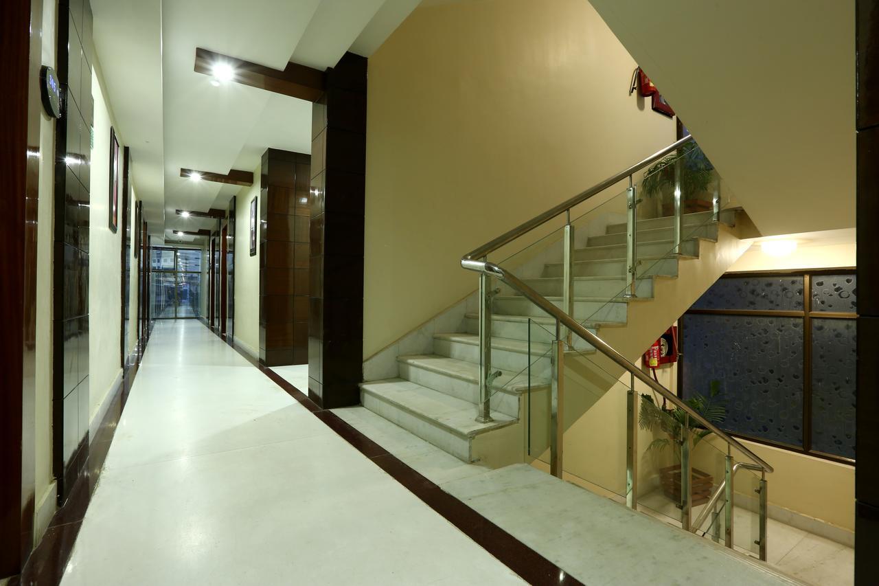 Hotel Sj International غاواهاتي المظهر الخارجي الصورة
