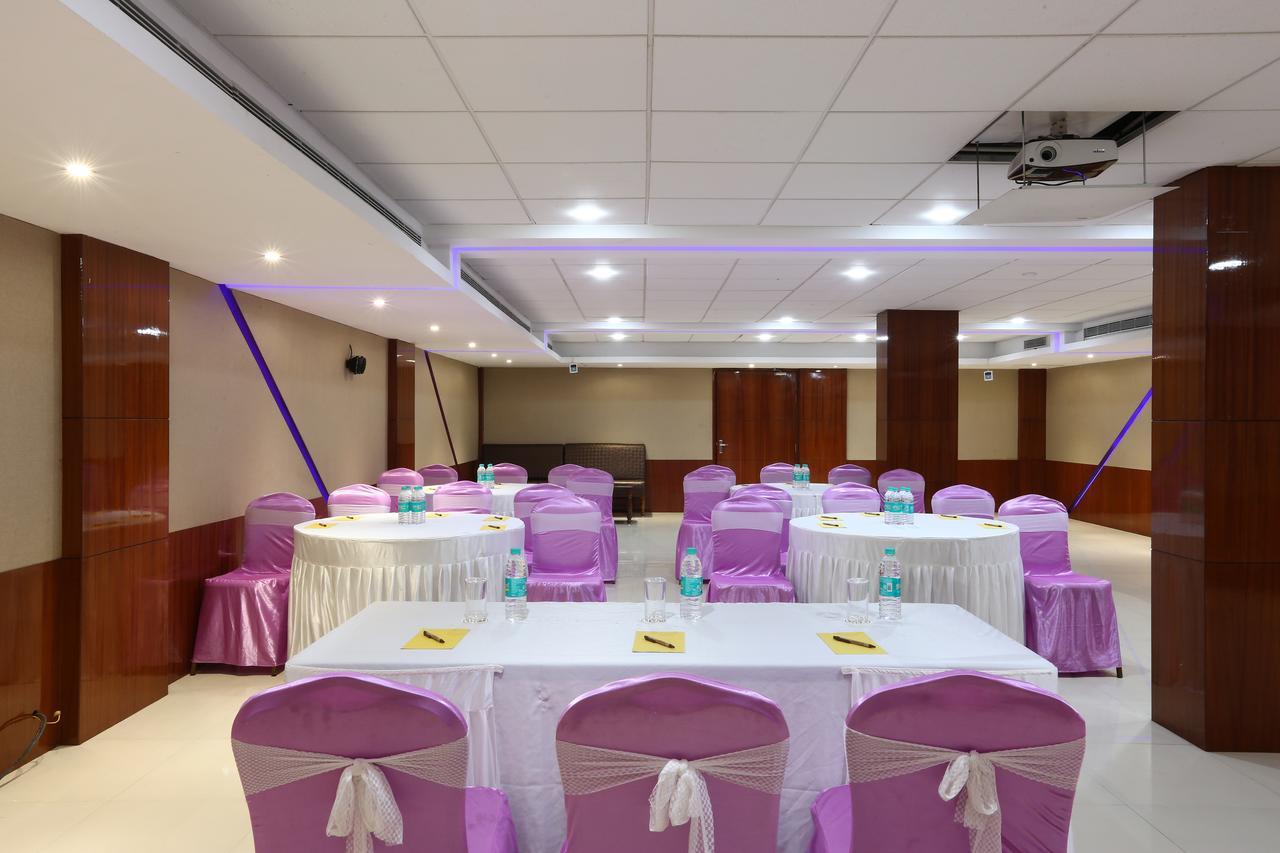 Hotel Sj International غاواهاتي المظهر الخارجي الصورة